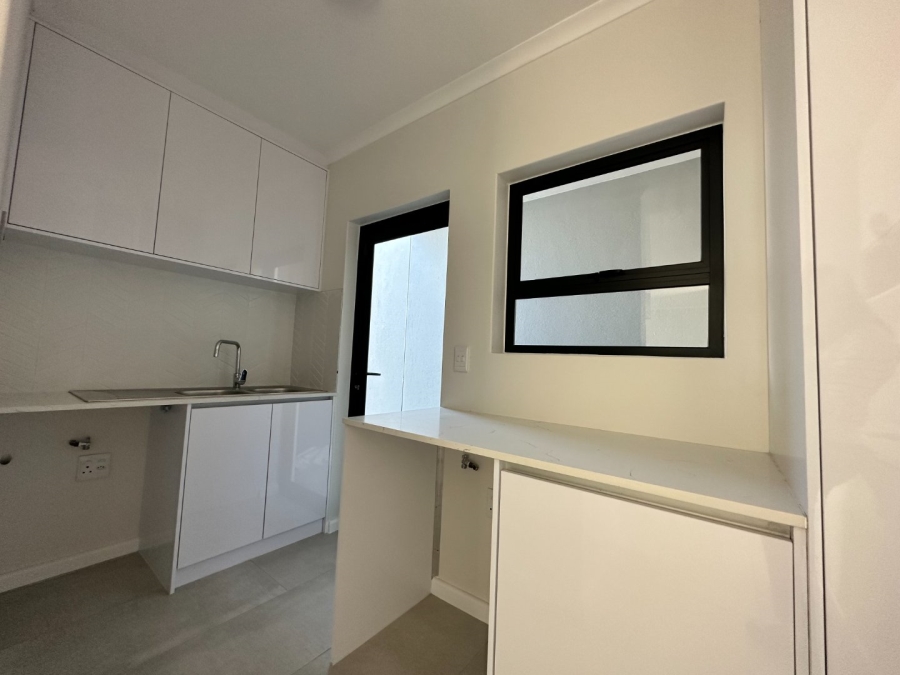 4 Bedroom Property for Sale in Sandown Western Cape